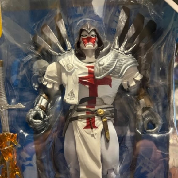DC Mutiverse AZRAEL - Picture 2 of 4